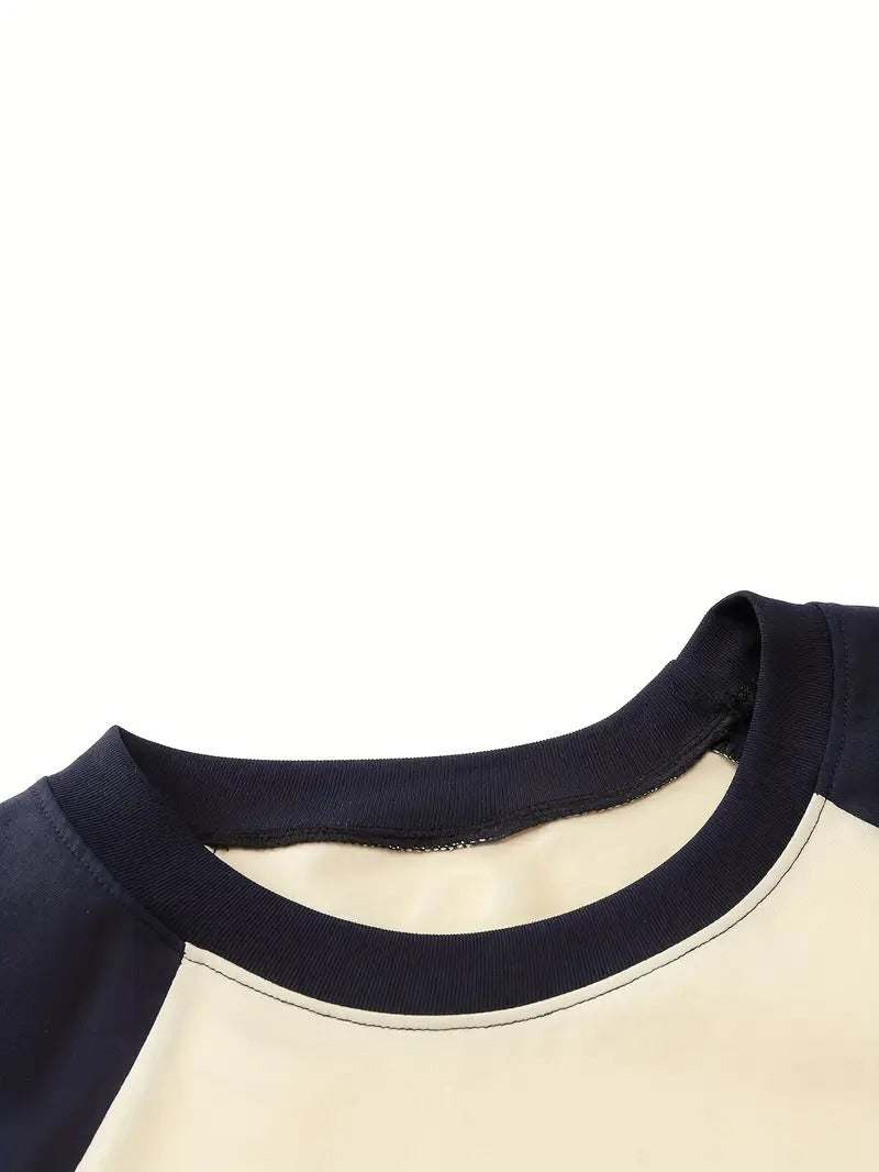 Cats Music Graphic Oversized Printed Women's T-Shirt Off-White & Black Color, Raglan Sleeves