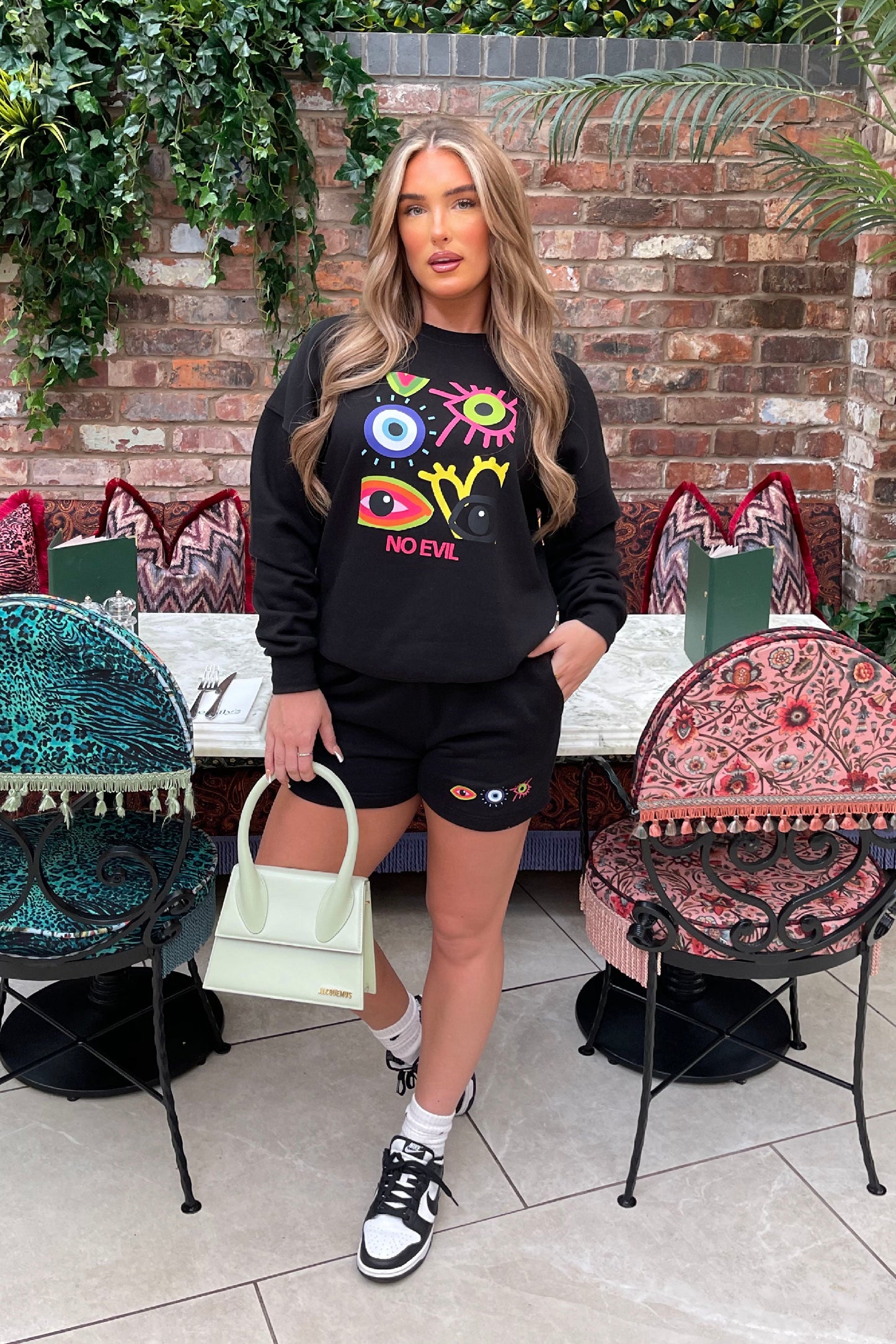 Women's Cord-set for Light Winters Black Color Relaxed fit Trendy Fashion for Casual Wear, Women's Sweatshirt Hoodie Sets