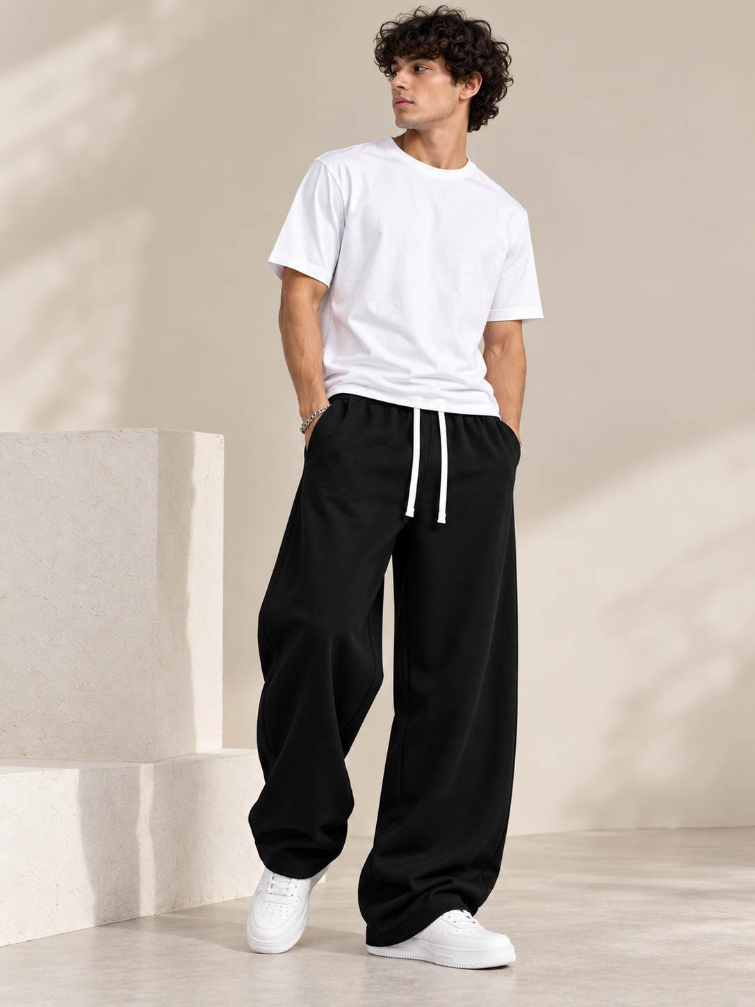 Men Black Oversized Wide-Leg Relaxed Fit Drawstring Jogger Sweatpants