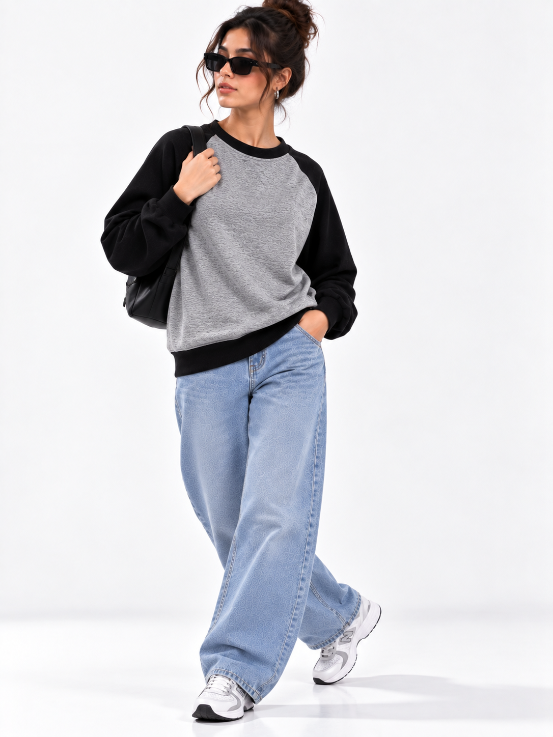 Women Round Neck Plain Sweatshirt