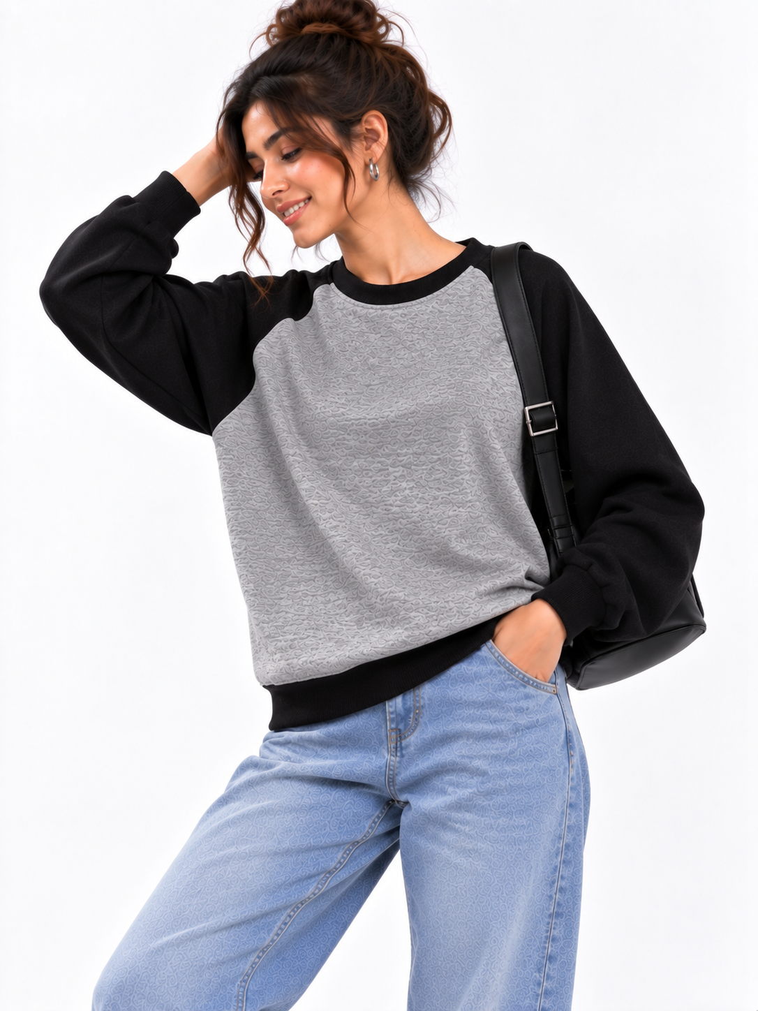 Women Round Neck Plain Sweatshirt
