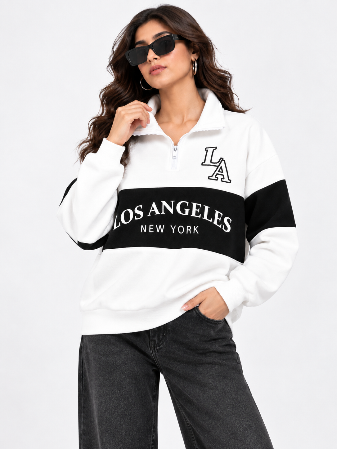 Women Collared Neck Zipper Printed Sweatshirt