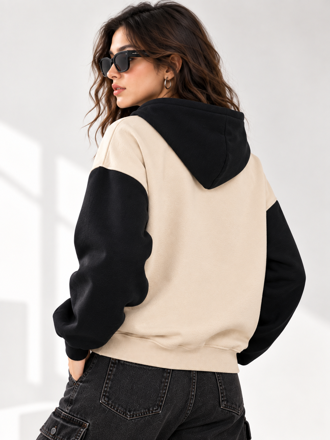Women Hooded Neck Printed Sweatshirt