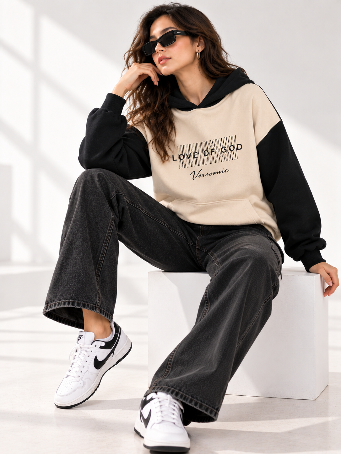 Women Hooded Neck Printed Sweatshirt