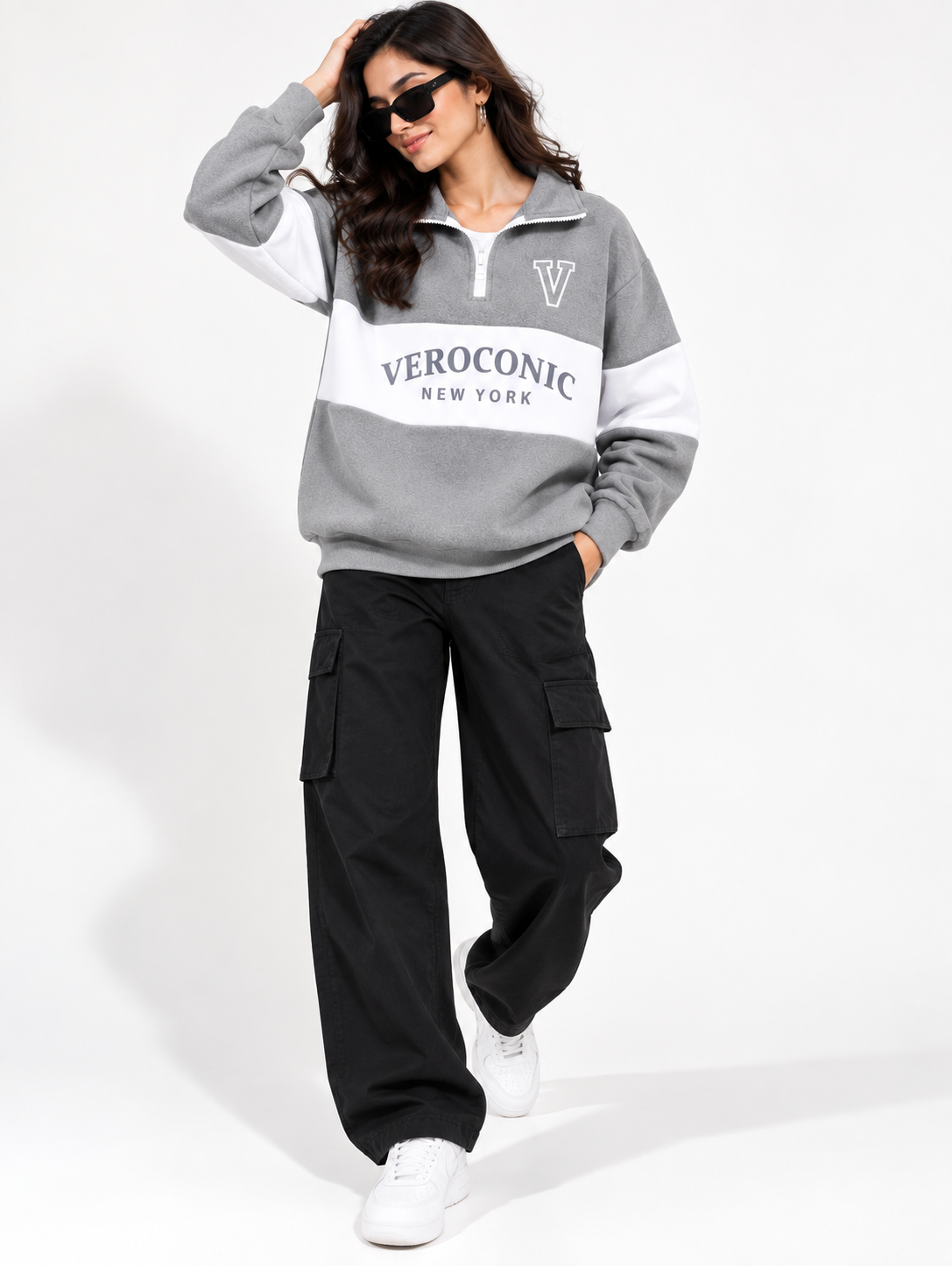 Women Collared Neck Zipper Printed Sweatshirt