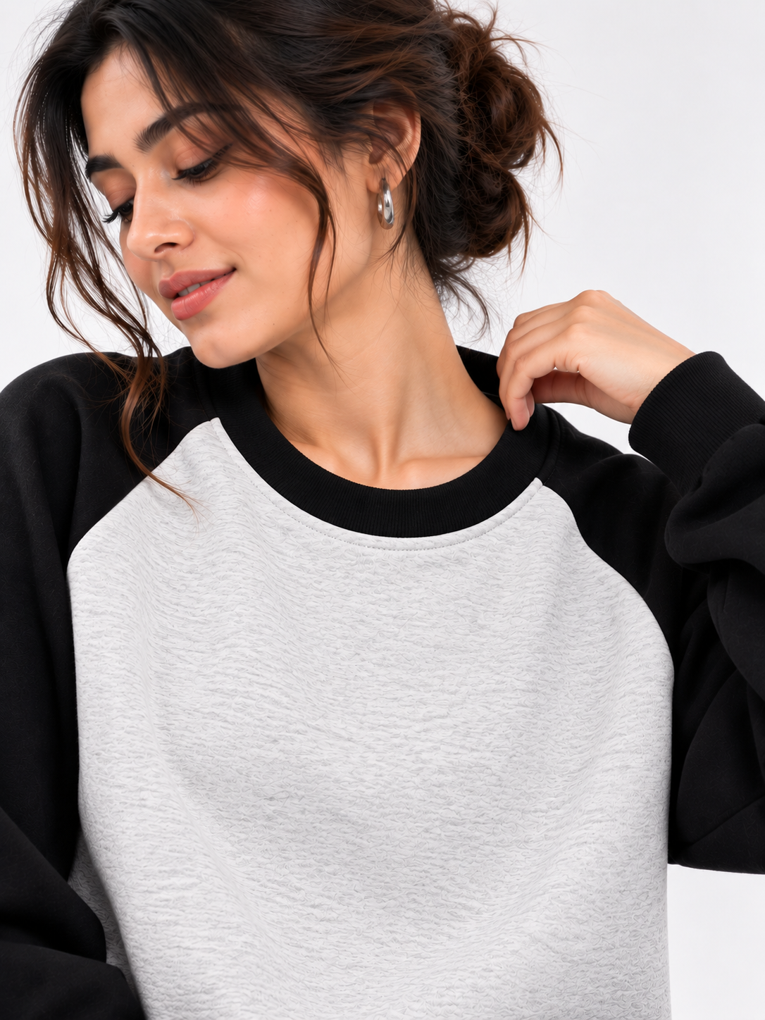 Women Round Neck Plain Sweatshirt
