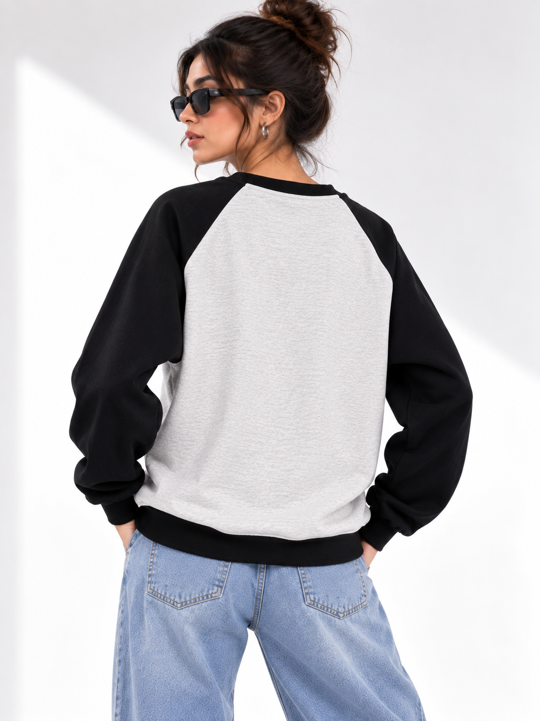 Women Round Neck Plain Sweatshirt
