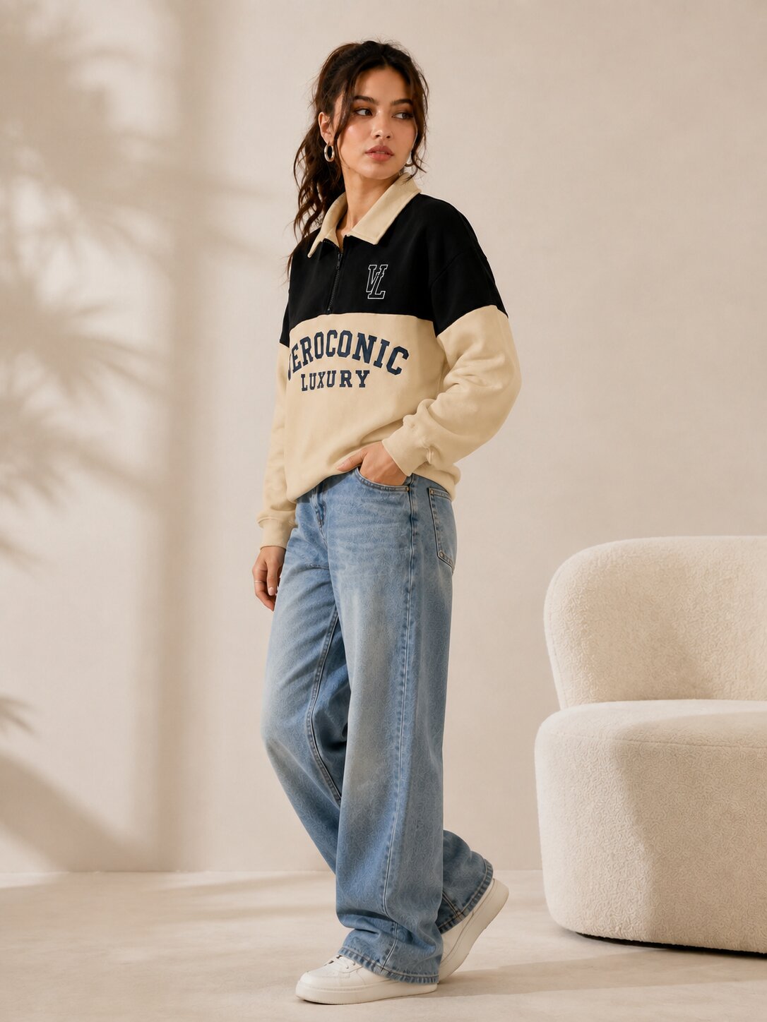 Women Color Block Printed Sweatshirt