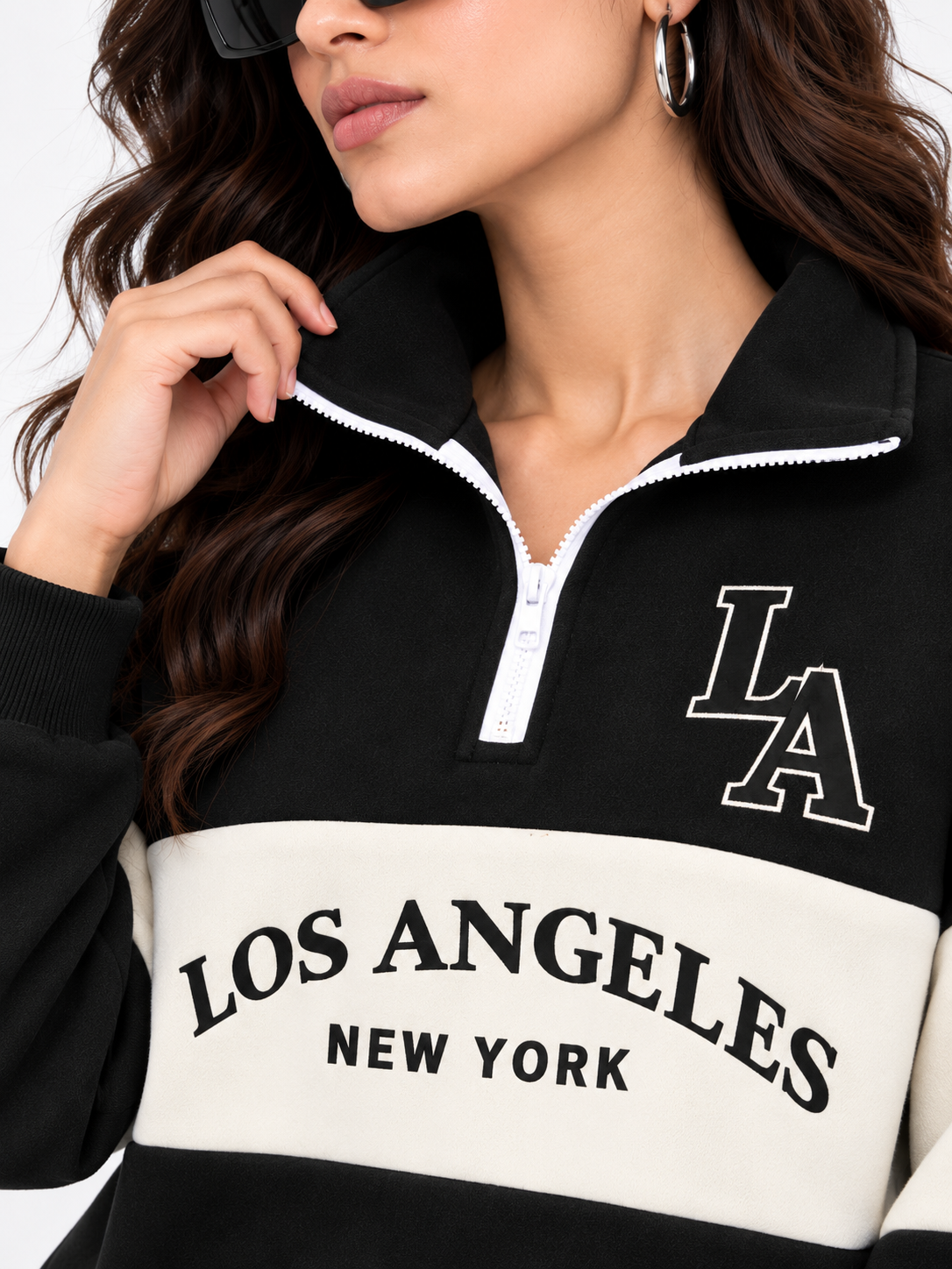 Women Collared Neck Zipper Printed Sweatshirt