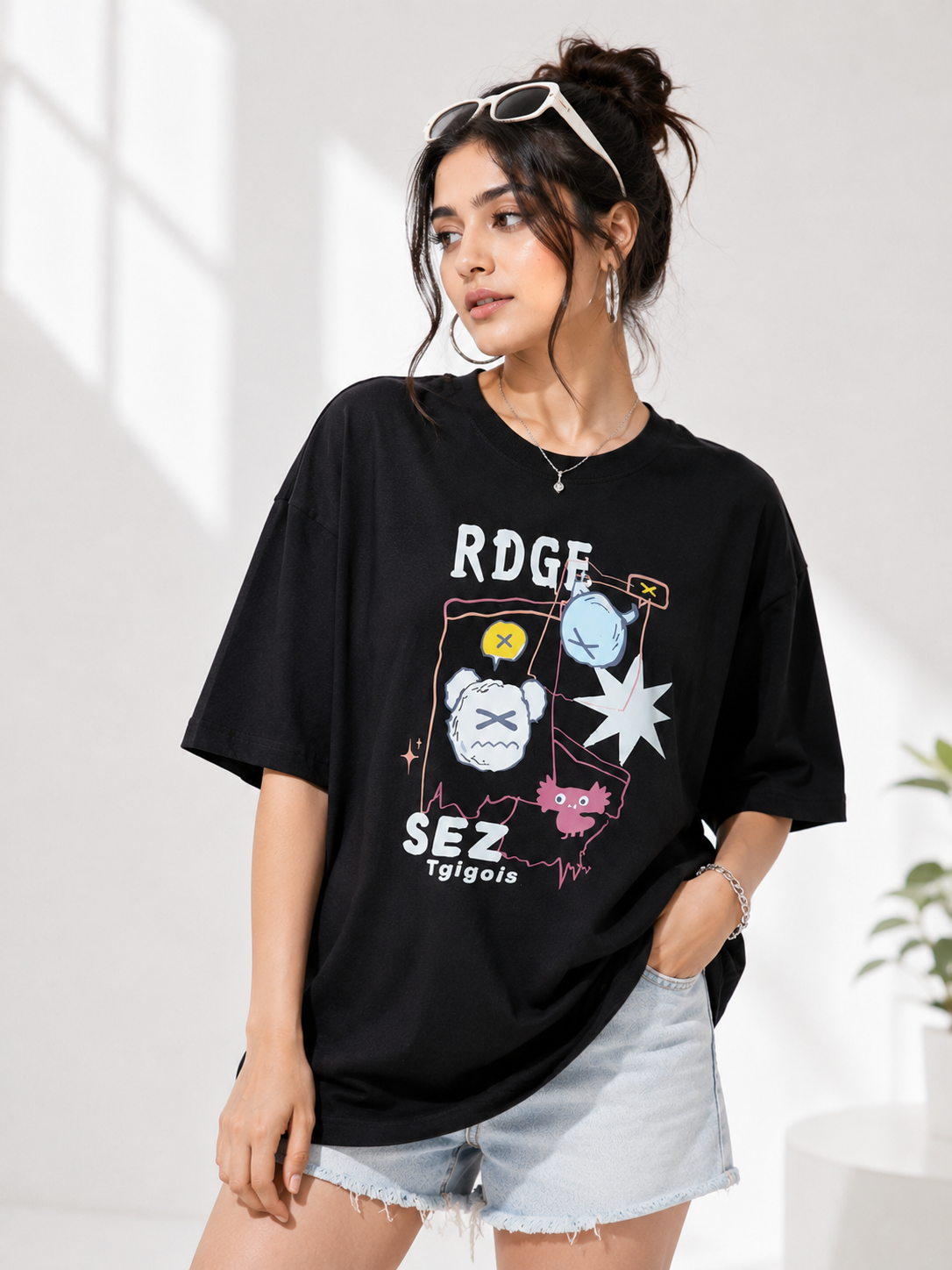 Women Black  Relaxed fit Printed Cotton T-Shirt